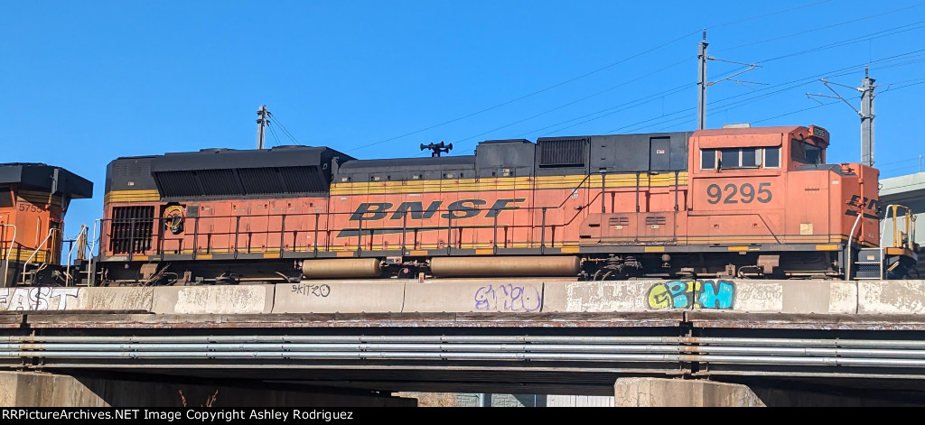 BNSF 9295